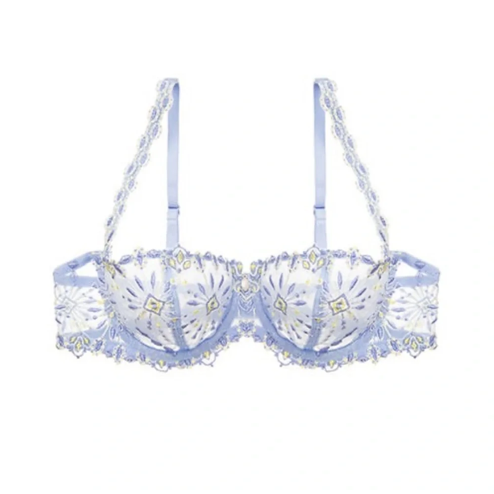 {Chantelle} Brand New Vendome Demi Lilac Bra